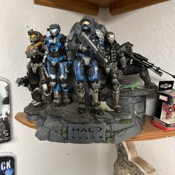Halo Reach Collectors Statue