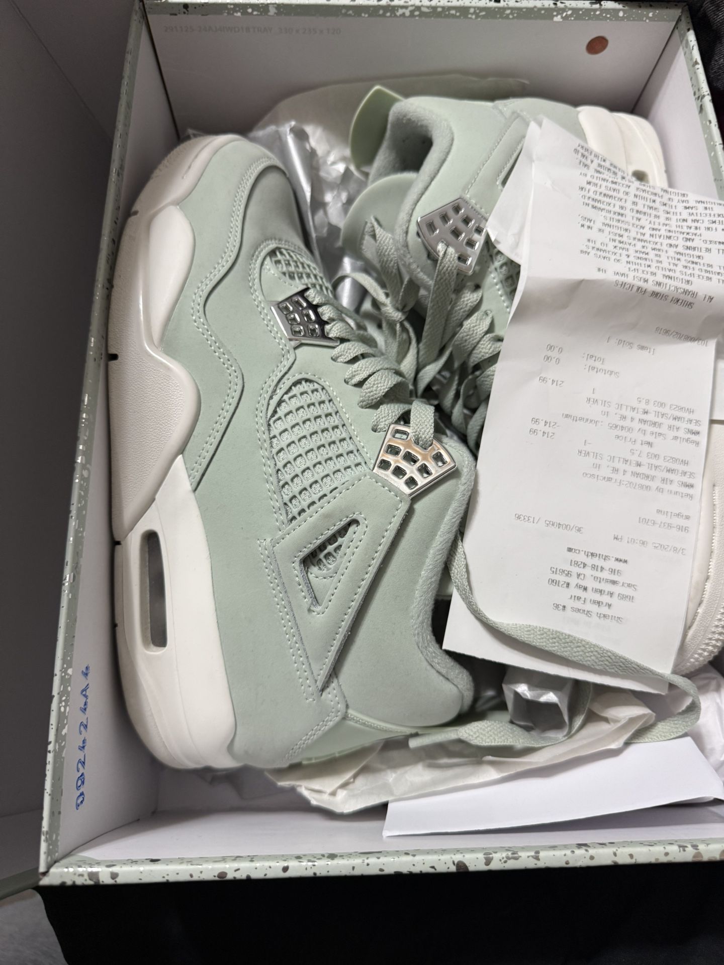 Jordan 4's Metallic Silvers