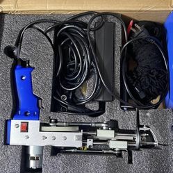 Tufting Machine 
