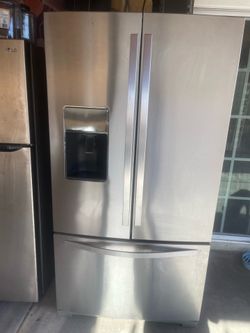 Refrigerator and stove whirlpool