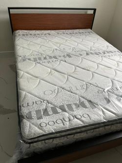 Full Size Mattress Pillow Top With Box Springs