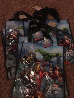 12 Marvel avengers assembly treat bags