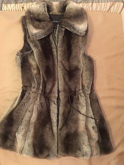 Ellen Tracy fur fox vest size S