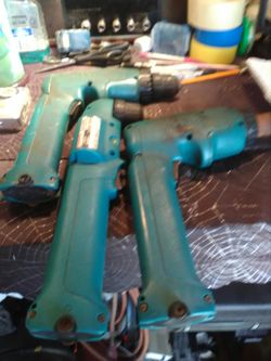 3 Makita cordless drills 9.6 volt