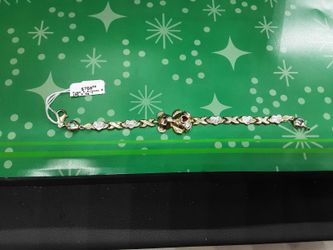 Bracelet - Yellow Gold 10k (.417) 6 grams 7 inch