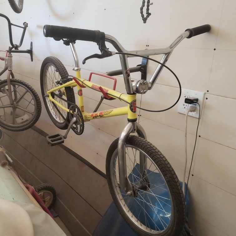 1992 Gt Bmx Interceptor for Sale in Glendale, AZ - OfferUp