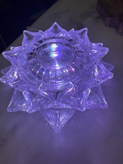 Lotus flower lighted sphere holder