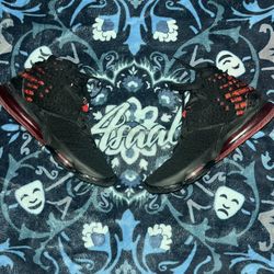 LEBRONS 17s BLACK & RED SNEAKERS 