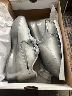 Nike LeBron NXXT GEN BY JUJU SIZE 10.5 metallic silver bran new in box never worn