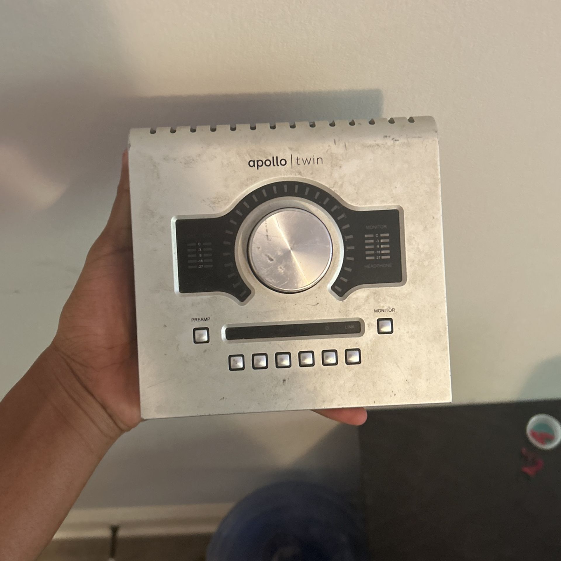 Apollo Twin ( Throw Offers)