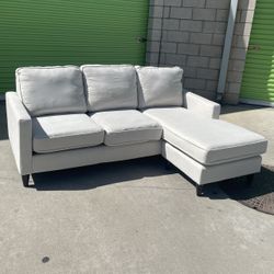 *Free Delivery* Gray Sectional Couch Sofa w/ Reversible Chaise
