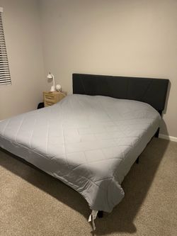 Zinus king bed & Bed frame