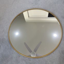 Circle Gold Mirror