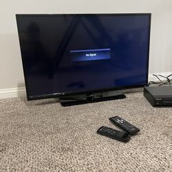 39 Inch Vizio TV And DVD Player 