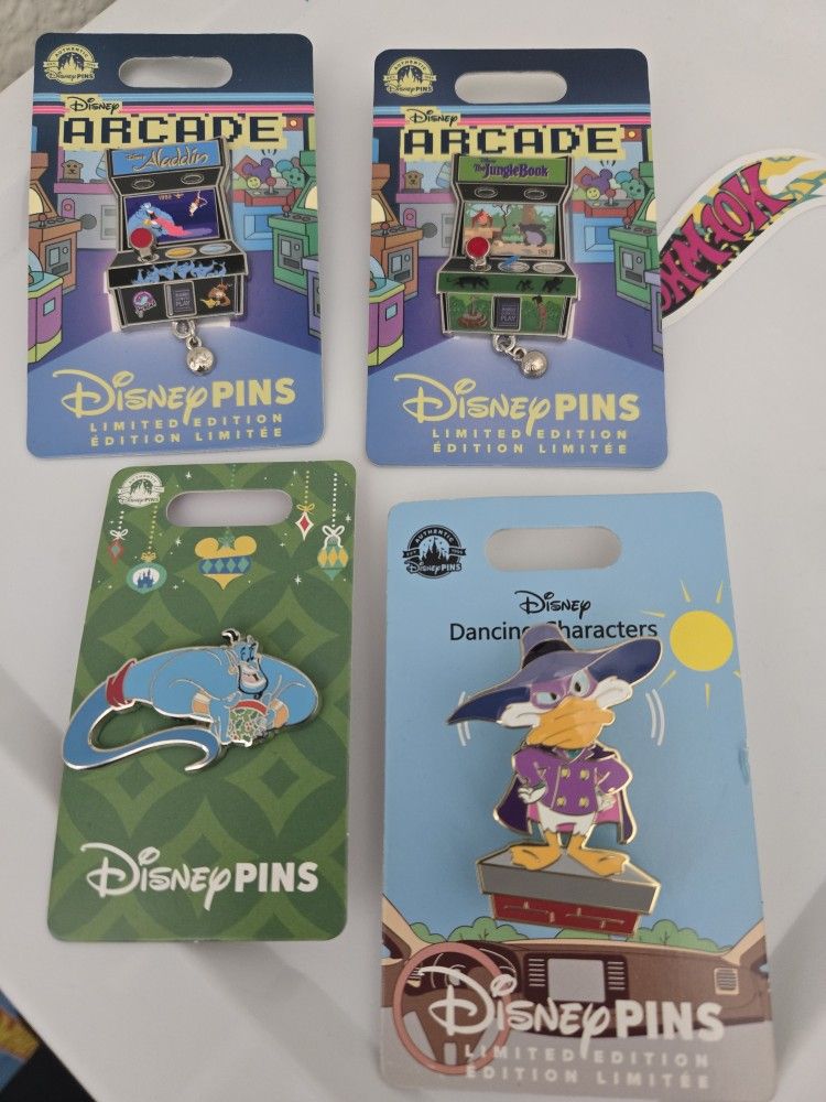 Disney Pins Lot Of 4