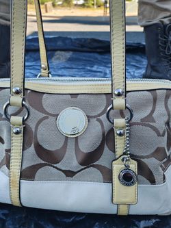 Hand bag top of the line