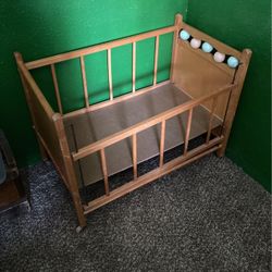 Vintage Doll Crib