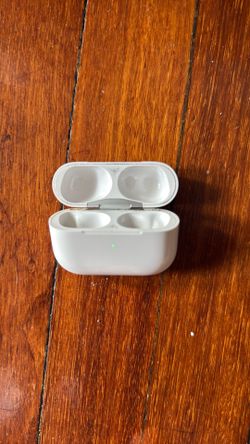 Airpod 1 lightning charging case only