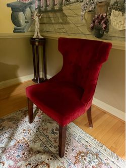 Set of 2 red chairs