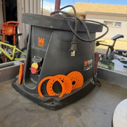  3.5-Amp Oscillating Spindle Sander with Beveling Top