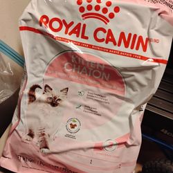 30Ibs Royal Canin Kitten 