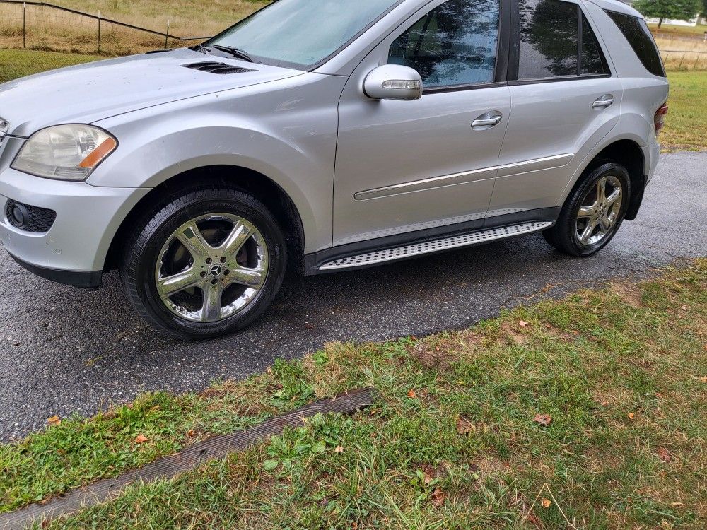 2008 Mercedes-Benz M-Class