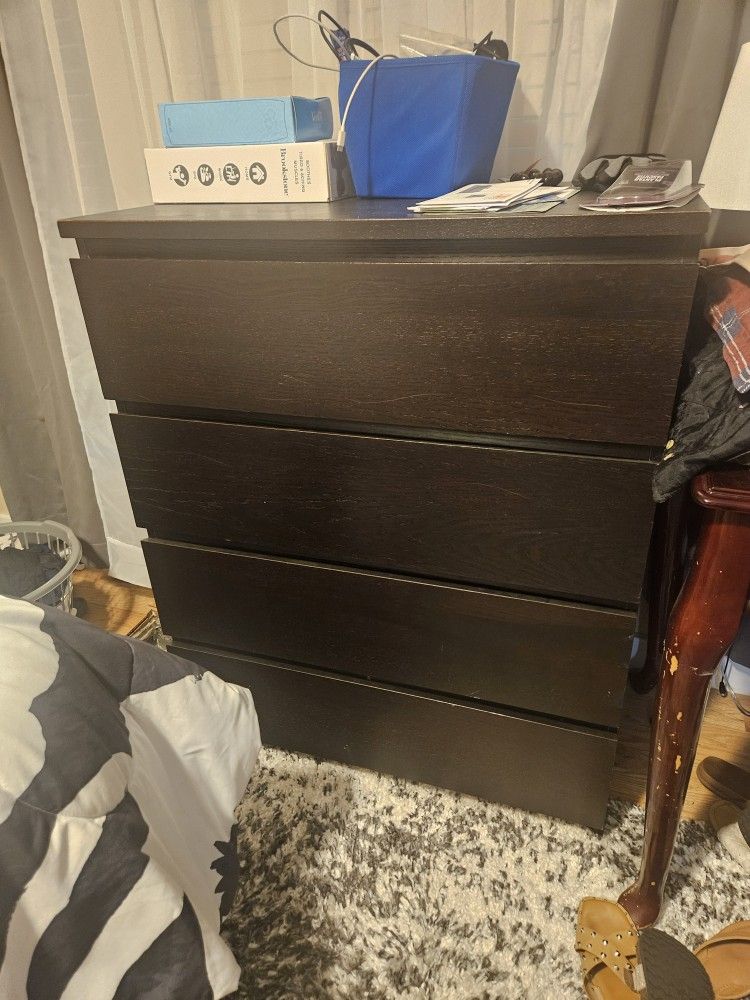 4 Drawer Dresser