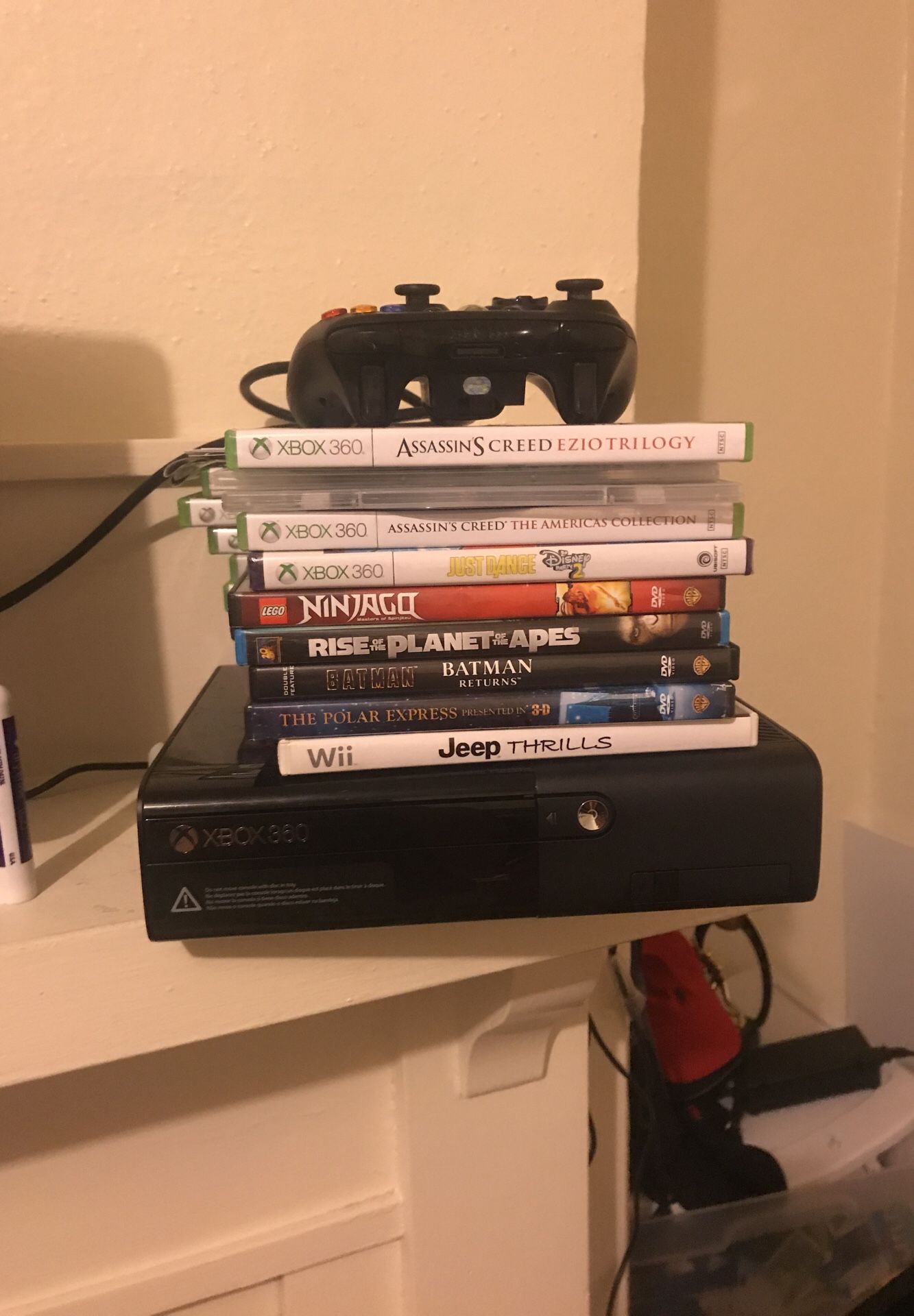 Xbox 360 with 16 games