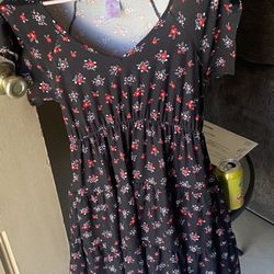 Floral Dress Size Medium 7/9