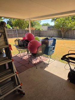 GARAGE SALE