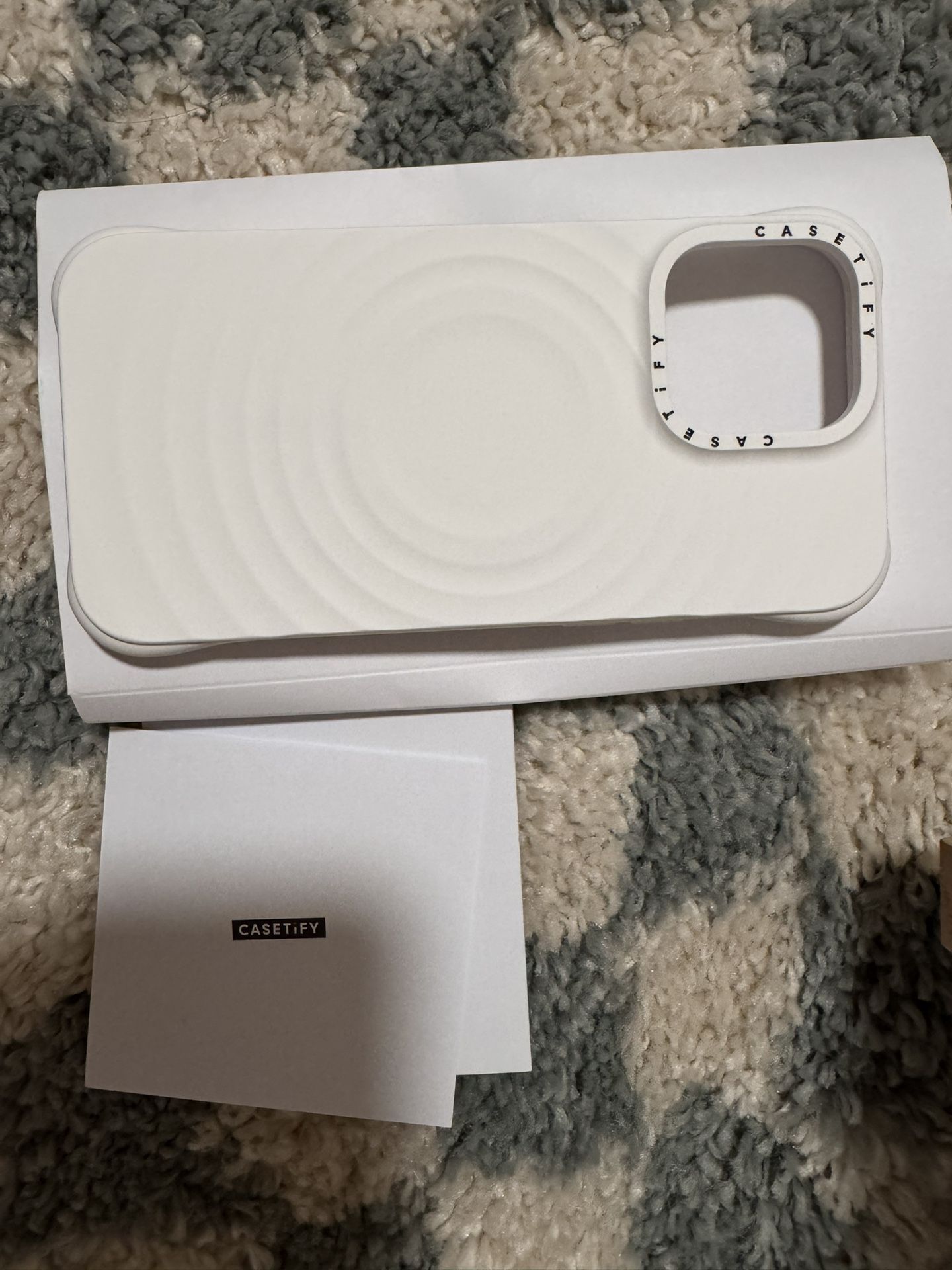 Brand new Casetify Ripple case for 15promax