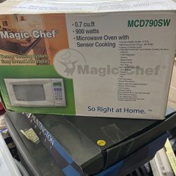 Micro  Wave New Make Offer