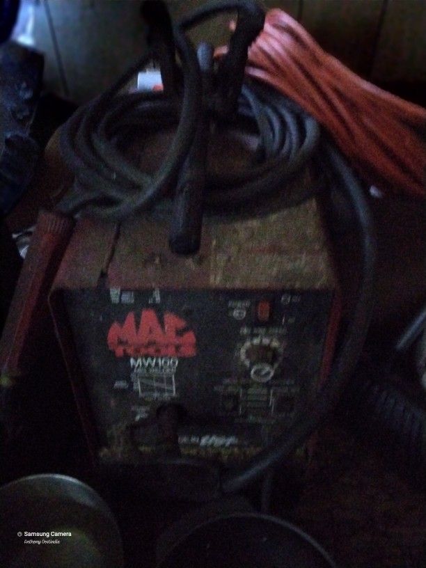 110 Mactco Tools Wire Welder 