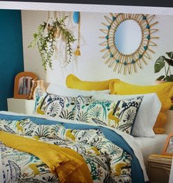 Jungle Print Conforter & sham  Set  Full & Queen 