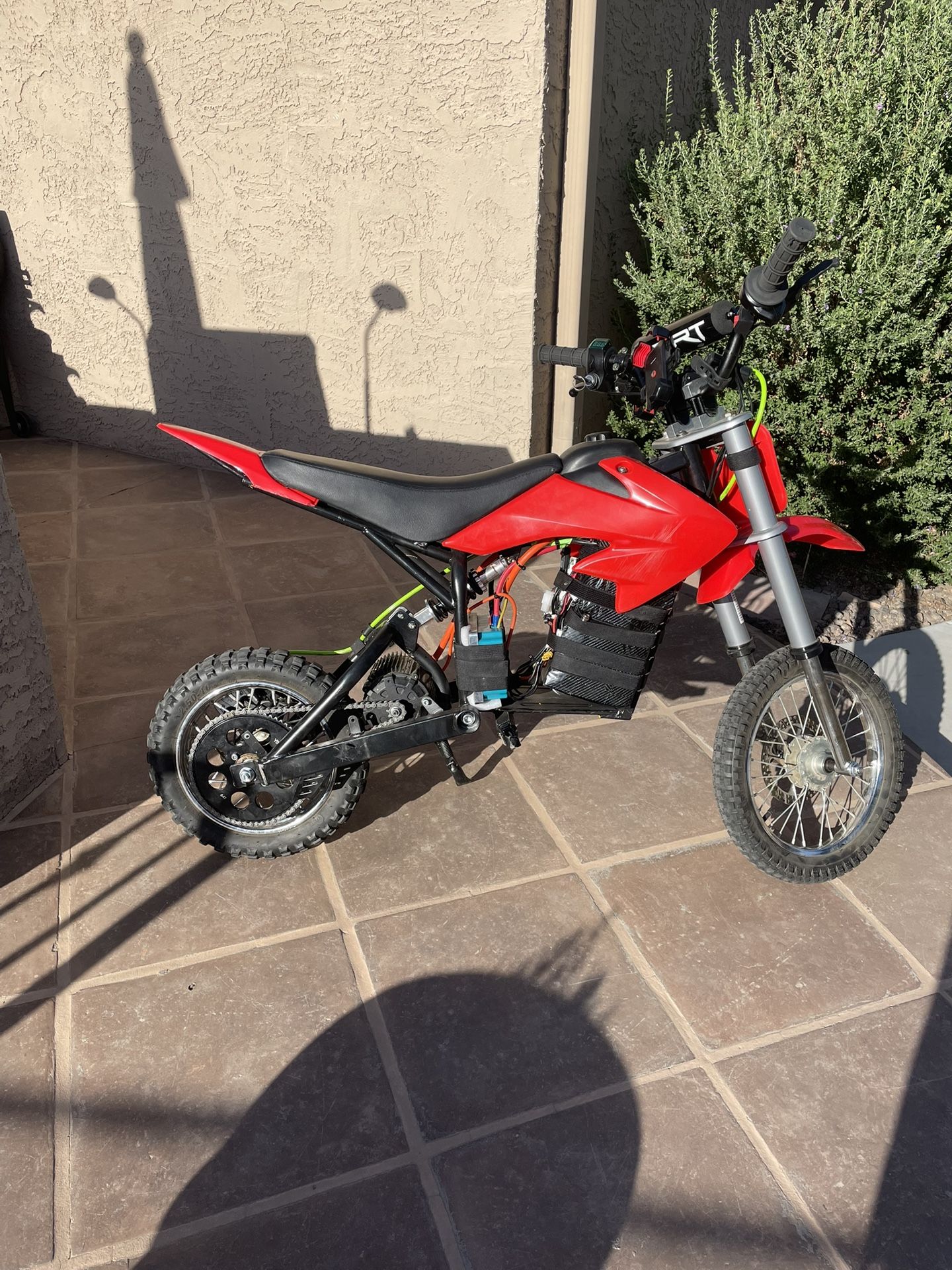 Upgraded Razor Mx650 for Sale in Scottsdale, AZ - OfferUp