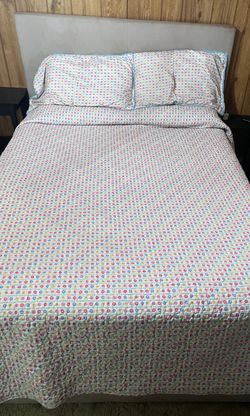 Cama Queen size