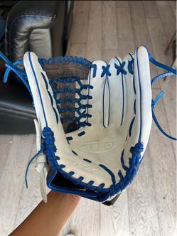 A950 softball glove