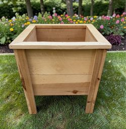 Wooden Square Raised Planter Box - 16x16x16 ½”- NEW