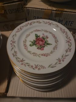 Hira Fine China Ridgewood 80 Piece
