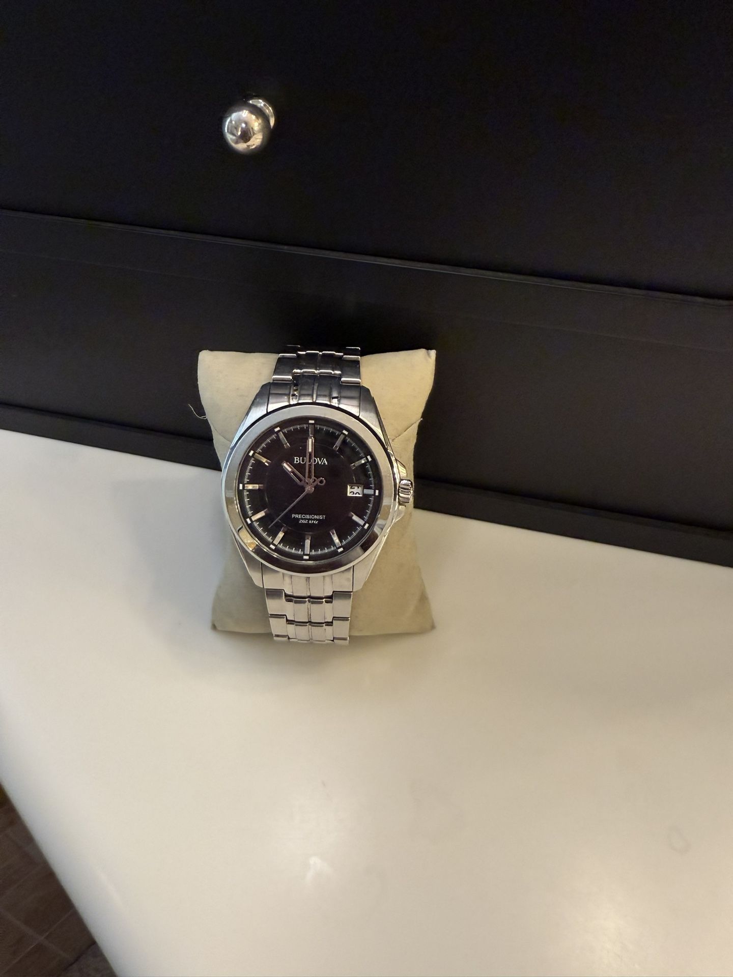 Bulova Precisionist Stainless Steel – Lifetime Battery (Fast-Fix Certified)