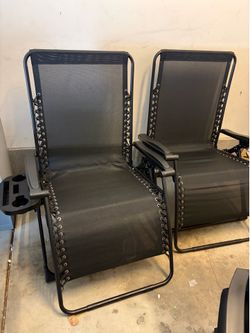 Reveling chairs