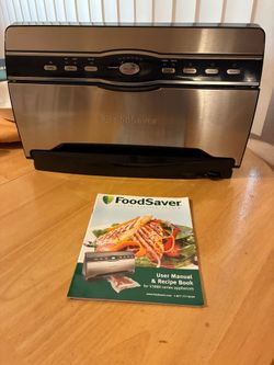 Food saver  vacuum sealer