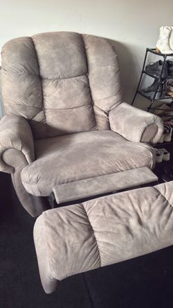 Recliner Chair