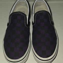 VANS Slip-On Shoes Purple/Black  Checkered 
Men Size 4.5 
Women Size 5.5