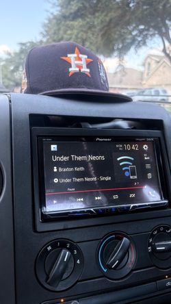 Pioneer radio