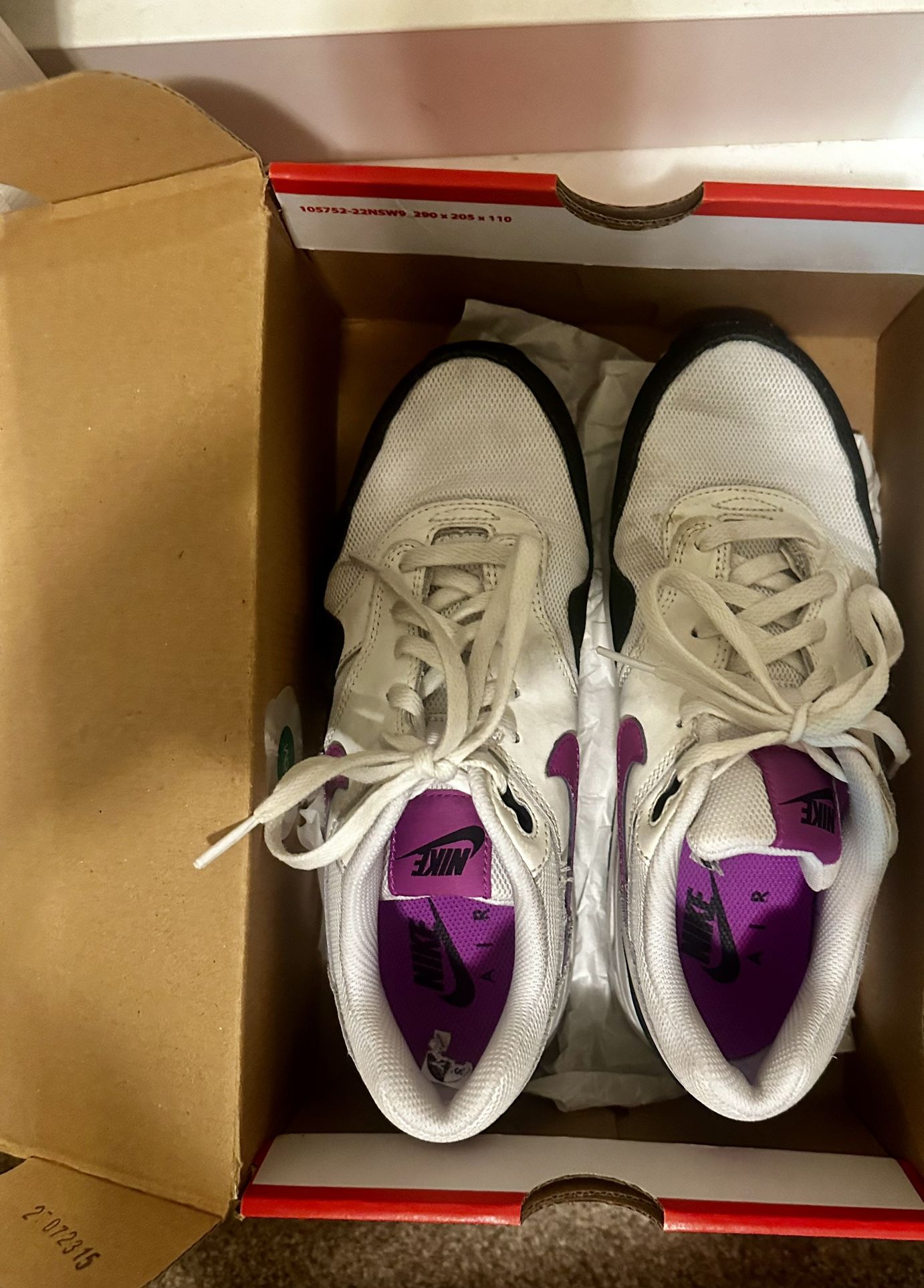 Nike Air Max 1 BG (GS 6.5Y / Women’s 8) – White / Fuchsia Dream