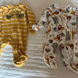 Newborn Sleep & Play