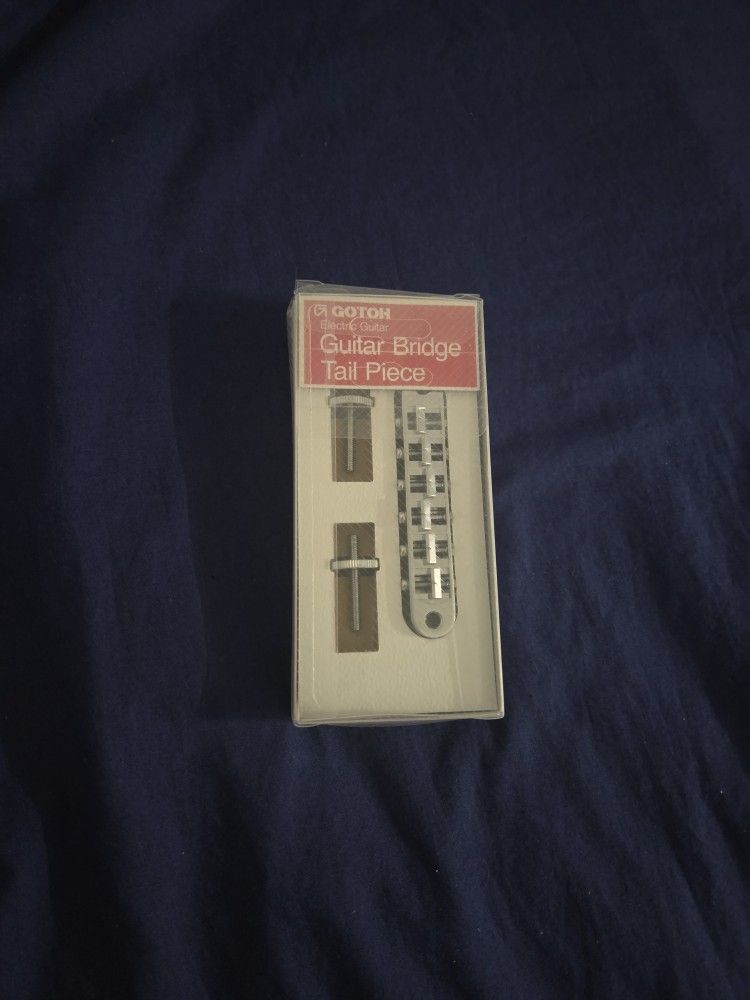 Gotoh GE103B-CR Guitar Bridge