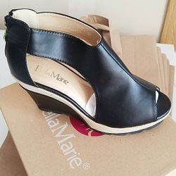 Cute wedge