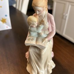 Collectible Mother/Child Figure
